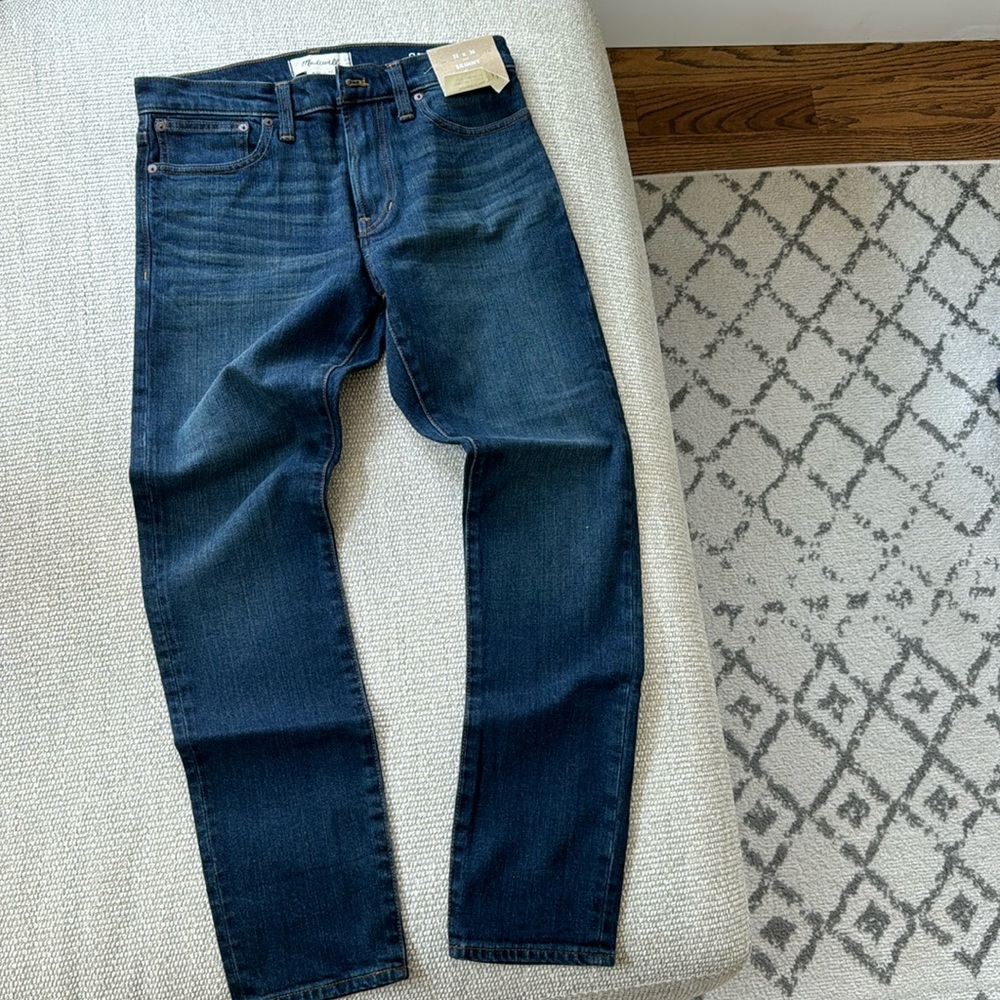 Madewell Men’s skinny dark wash flex denim